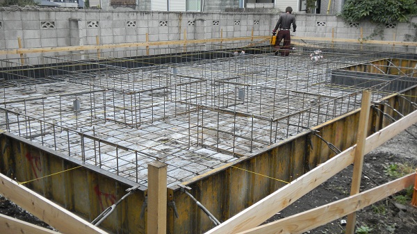 基礎工事中　宇都宮市