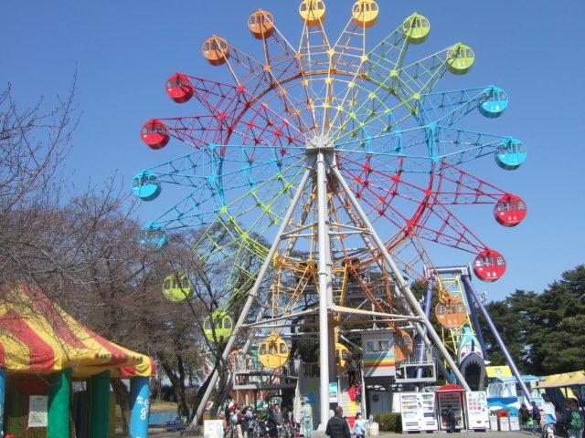 遊園地…