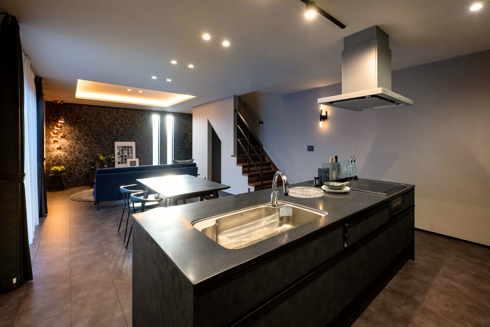 「上質を、ぬくもりで包む家」