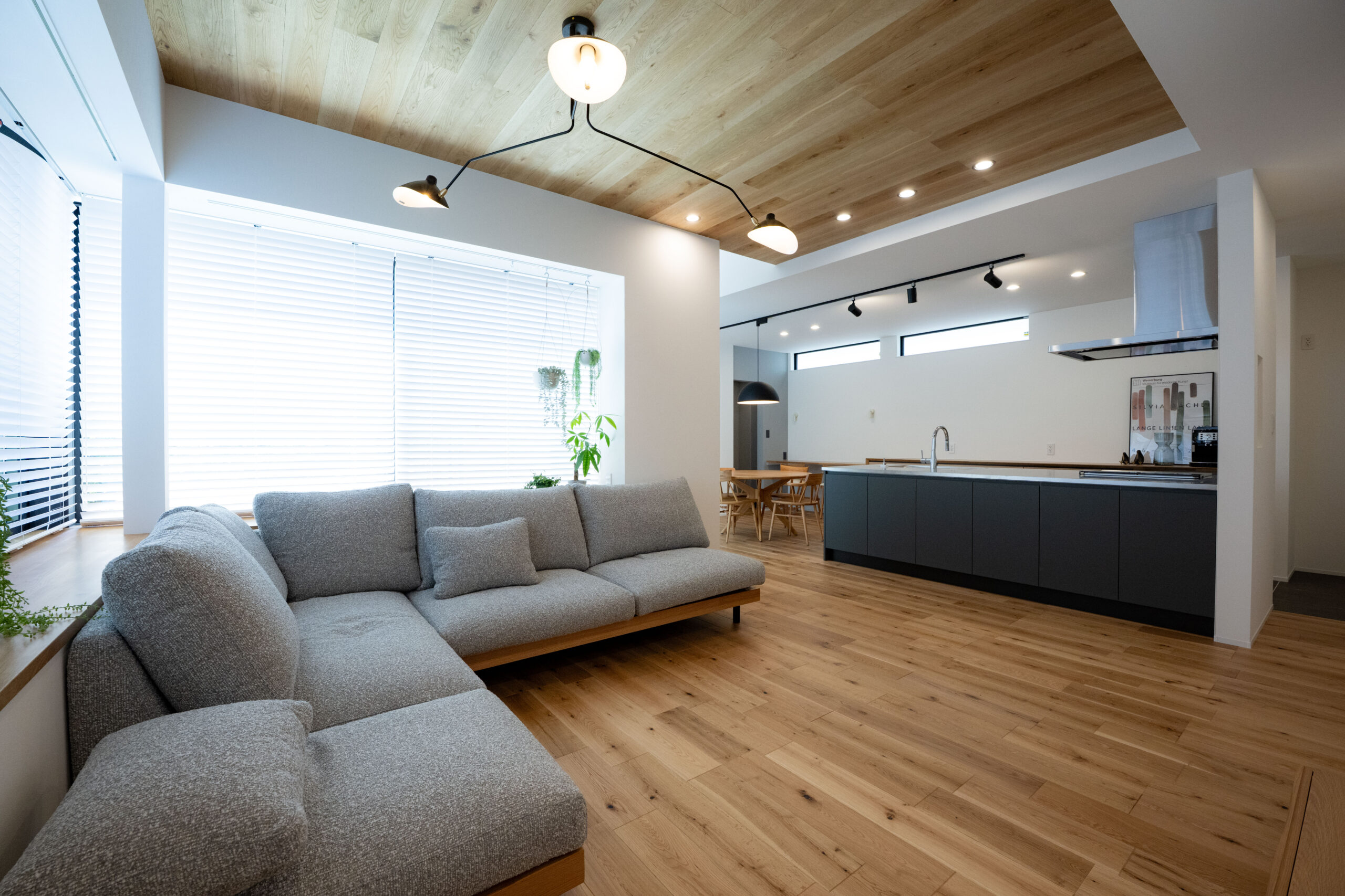 「飾らない美しさと、木の温もりに満たされる家」