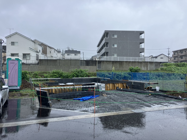 ご期待ください